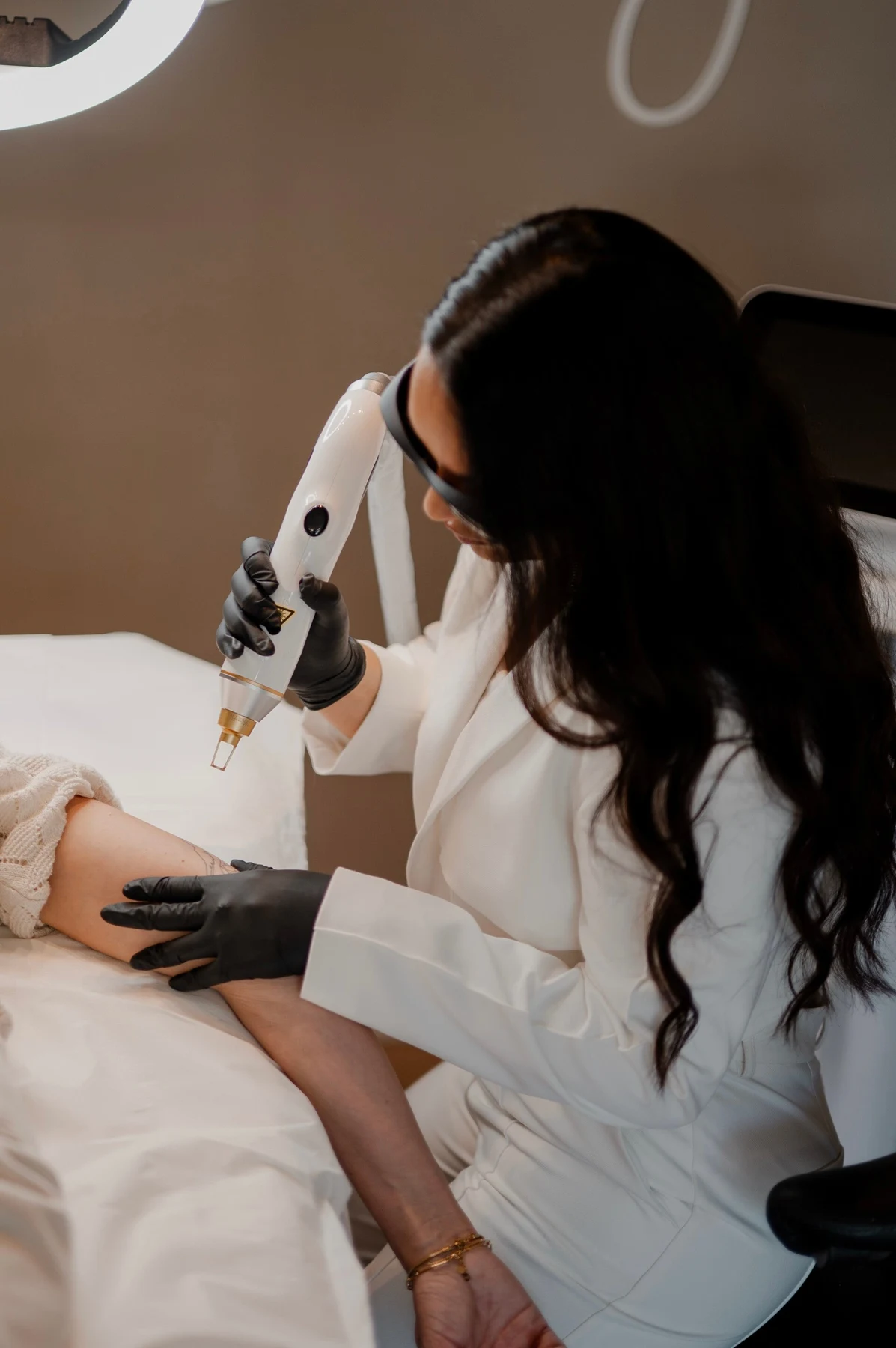 Tattoo laser removal behandeling bij By Shay